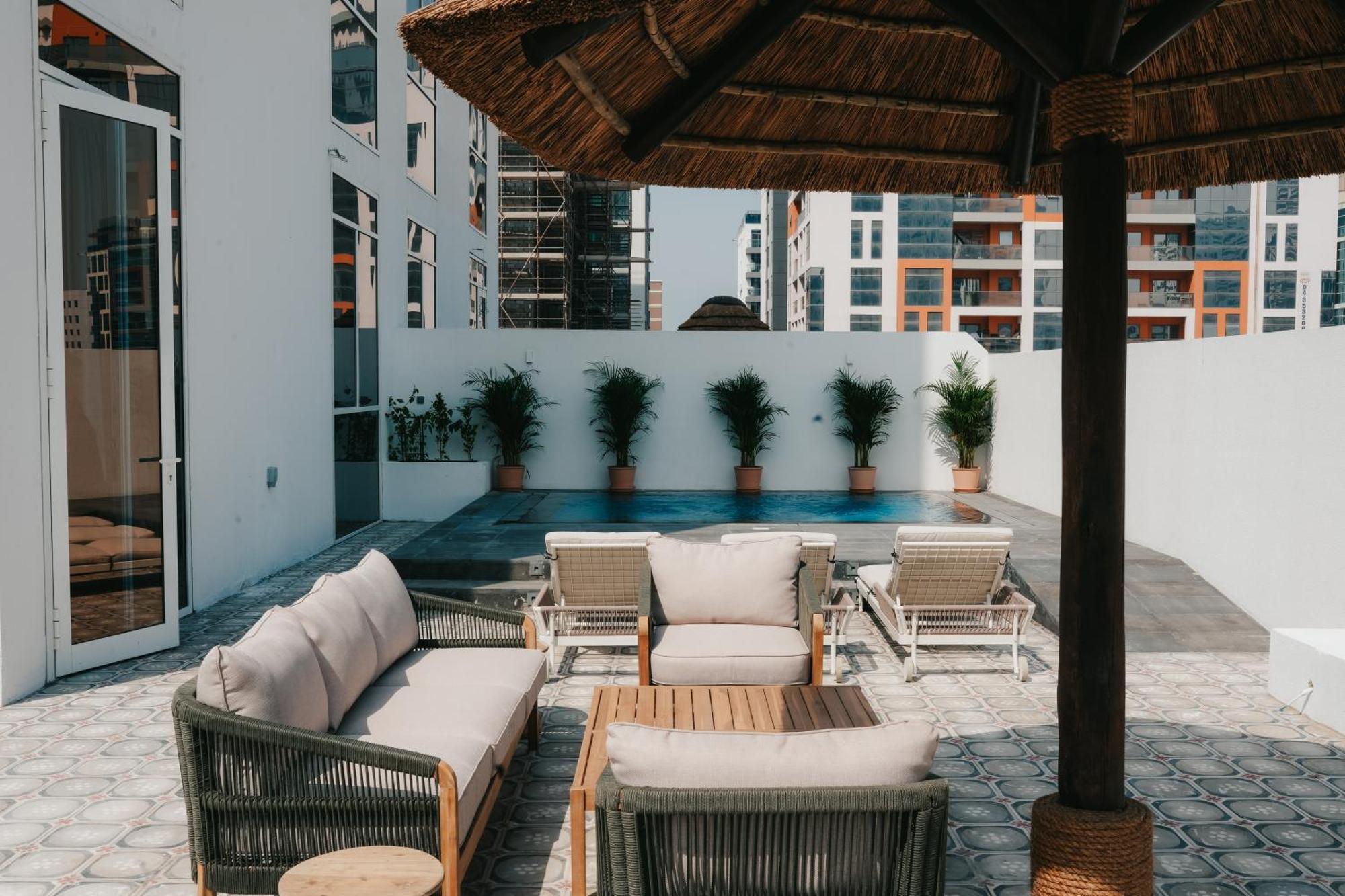 דובאי Shada Hotel Jumeirah Garden מראה חיצוני תמונה