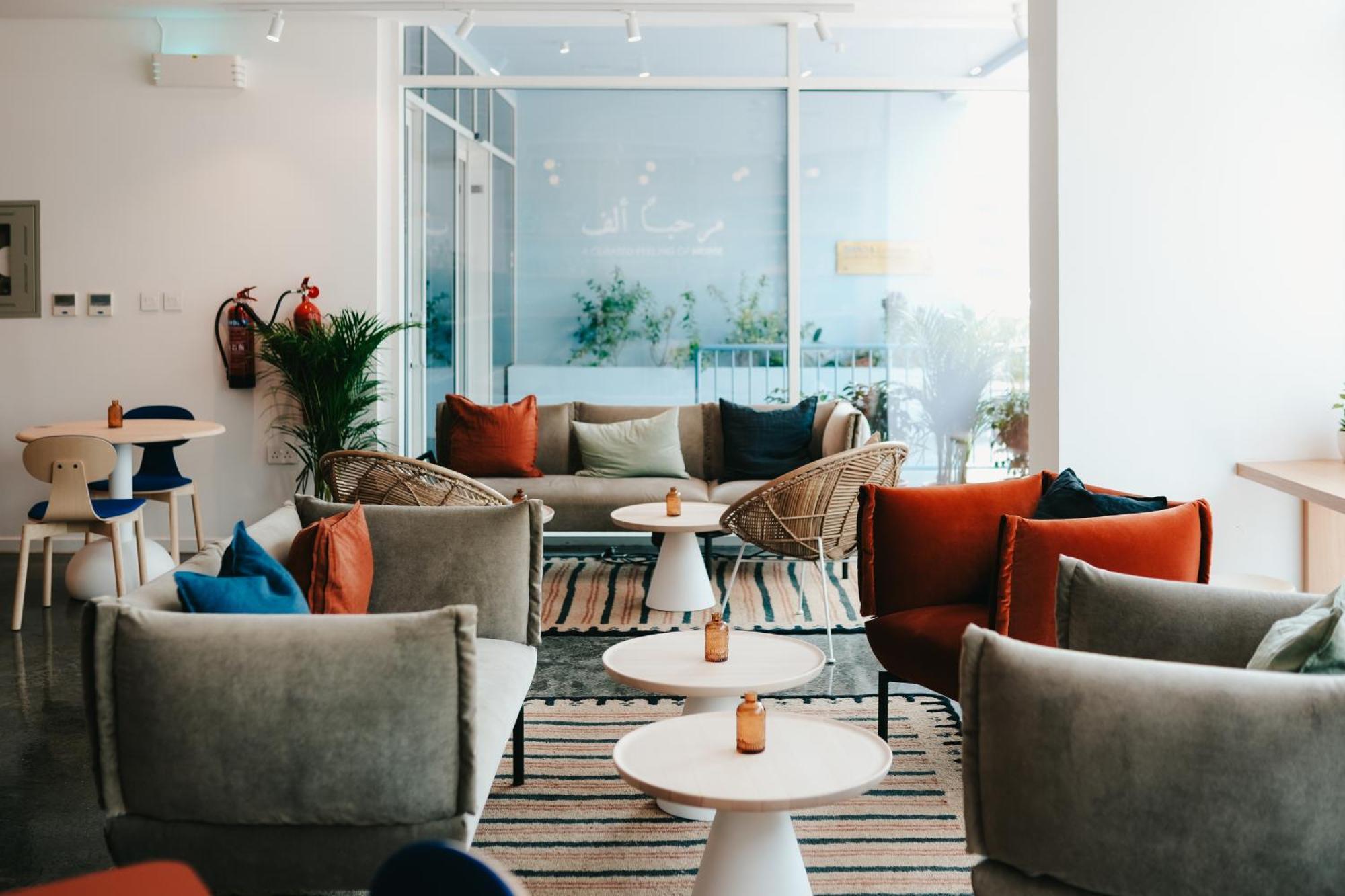 דובאי Shada Hotel Jumeirah Garden מראה חיצוני תמונה